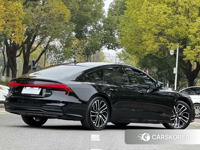 Audi A7 2024 Черный из Китая