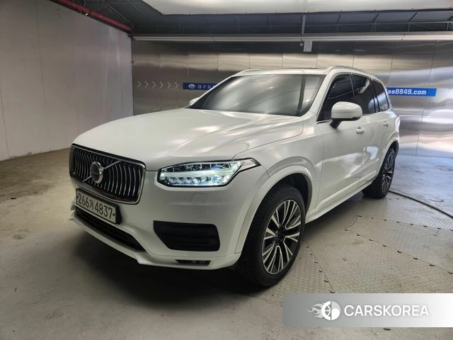 Volvo XC90 second Generation 2019 Белый из Кореи