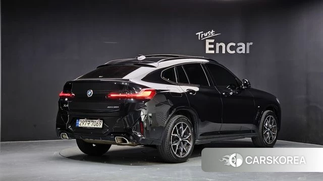 BMW X4 (G02) 2023 Черный из Кореи