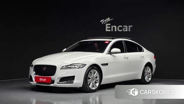 Jaguar XF (X260) 2018 Белый из Кореи