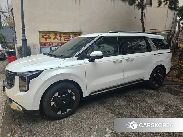 Kia The New Carnival 4th Generation 2024 Белый из Кореи