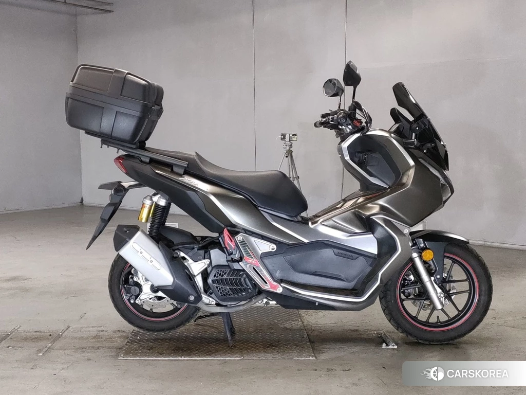 Проданный Honda ADV150 2019 из Японии