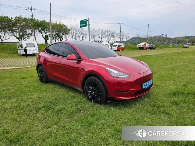 Tesla Model Y 2022 Красный из Кореи