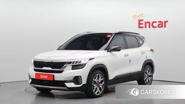 Kia Seltos 2022 Белый из Кореи