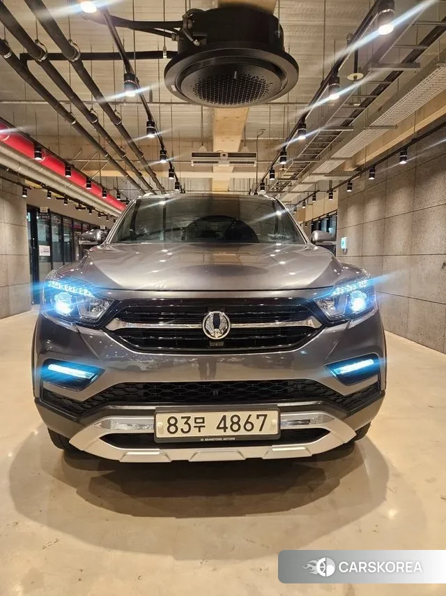 Ssangyong Rexton Sports 2020 Серый из Кореи