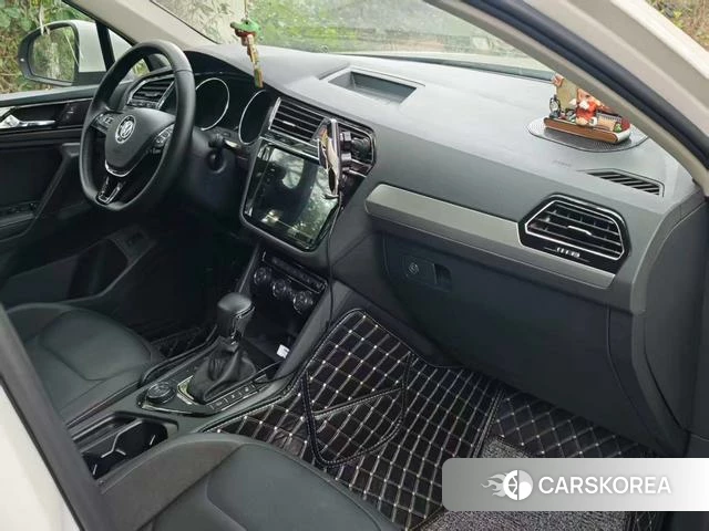 Volkswagen Tiguan L 2022 Белый из Китая
