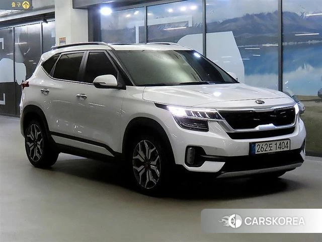 Kia Seltos 2021 Белый из Кореи