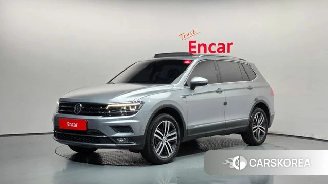 Volkswagen Tiguan Allspace 2020 Серебряный из Кореи