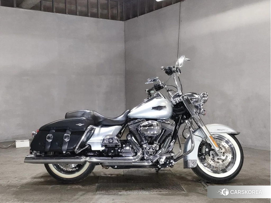 Проданный Harley-Davidson Road King classic FLHRC1690 2014 из Японии, фото 2
