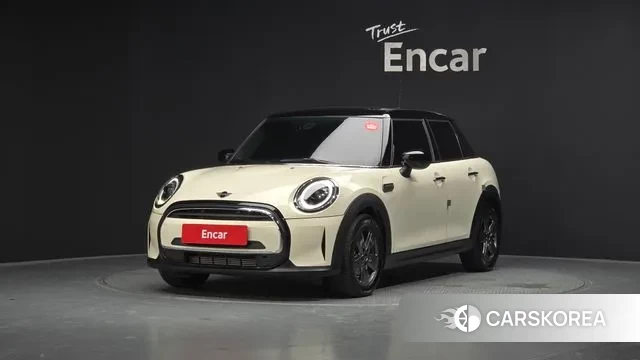 Mini Cooper 2022 Белый из Кореи