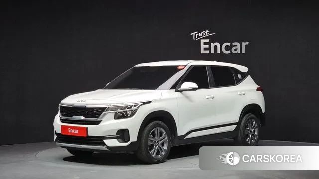 Kia Seltos 2022 Белый из Кореи