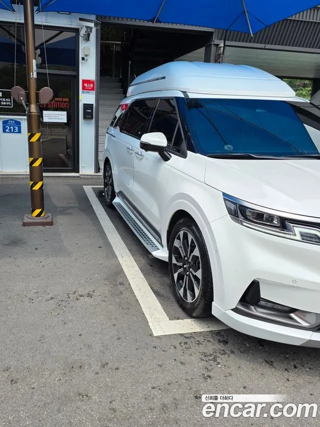 Kia Carnival 4th generation 2023 Белый из Кореи