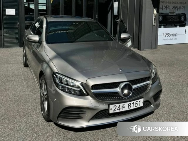 Mercedes-Benz C-Class W205 2019 Золотой из Кореи