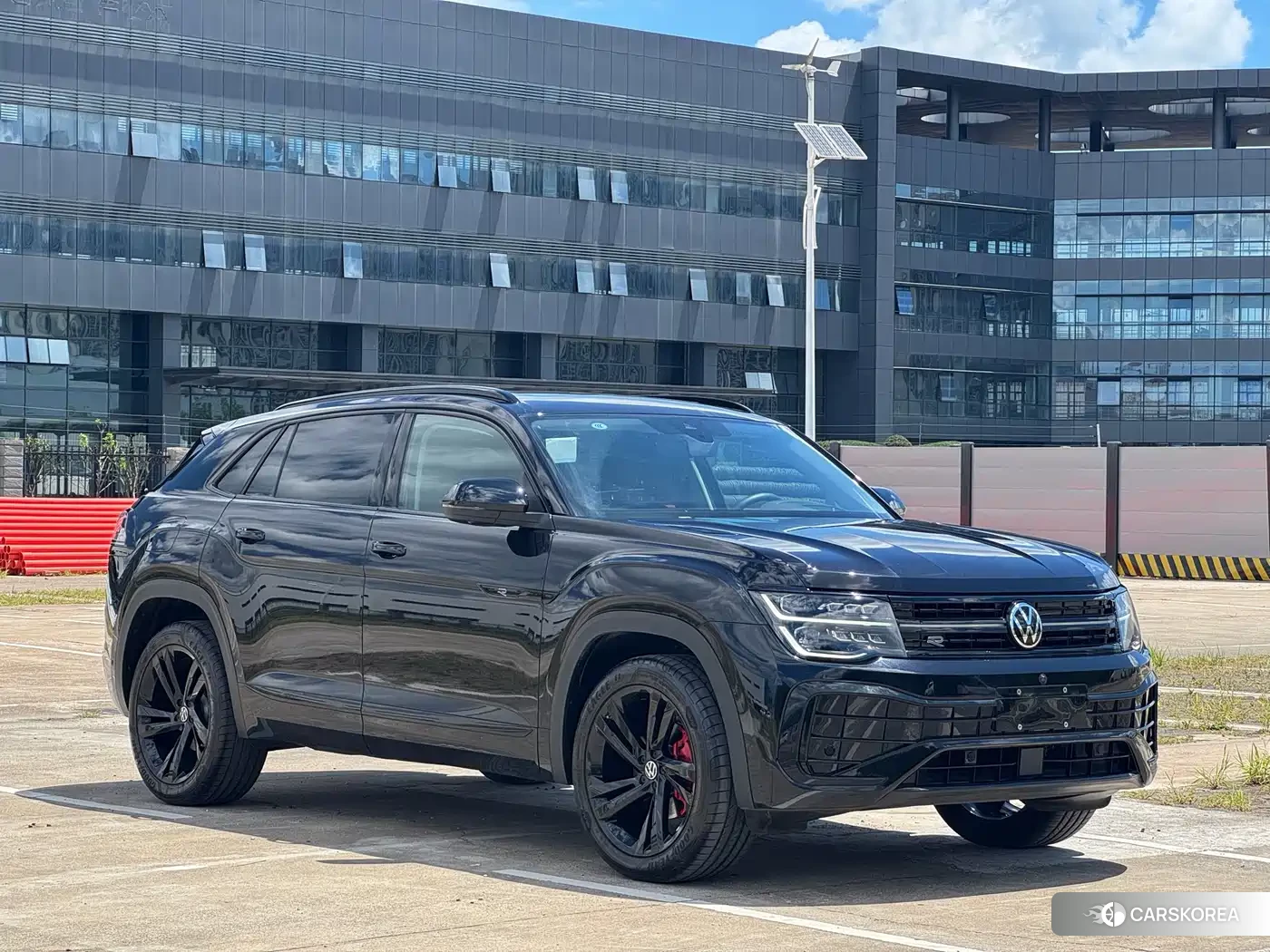 Volkswagen Touareg 2025 Черный из Китая