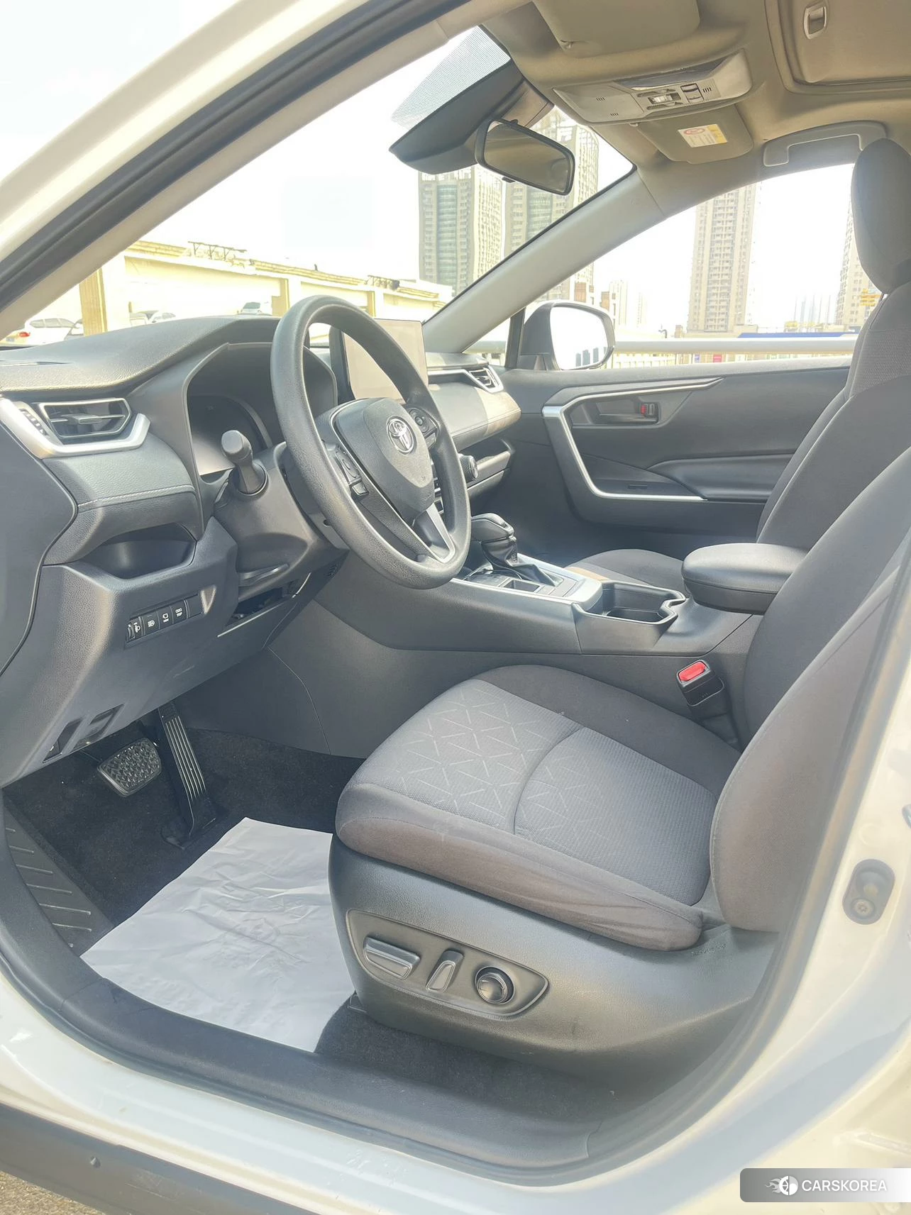 Toyota RAV4 Rongfang 2023 Белый из Китая