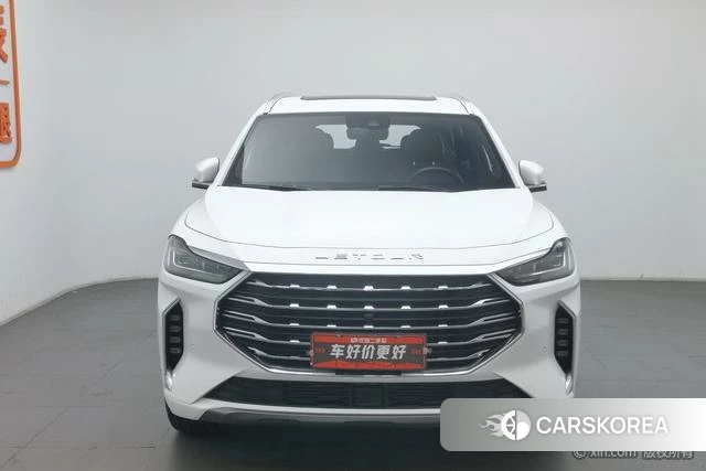 Jietu X70 PLUS 2021 Белый из Китая