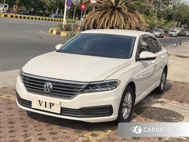 Volkswagen Lavida 2022 Белый из Китая