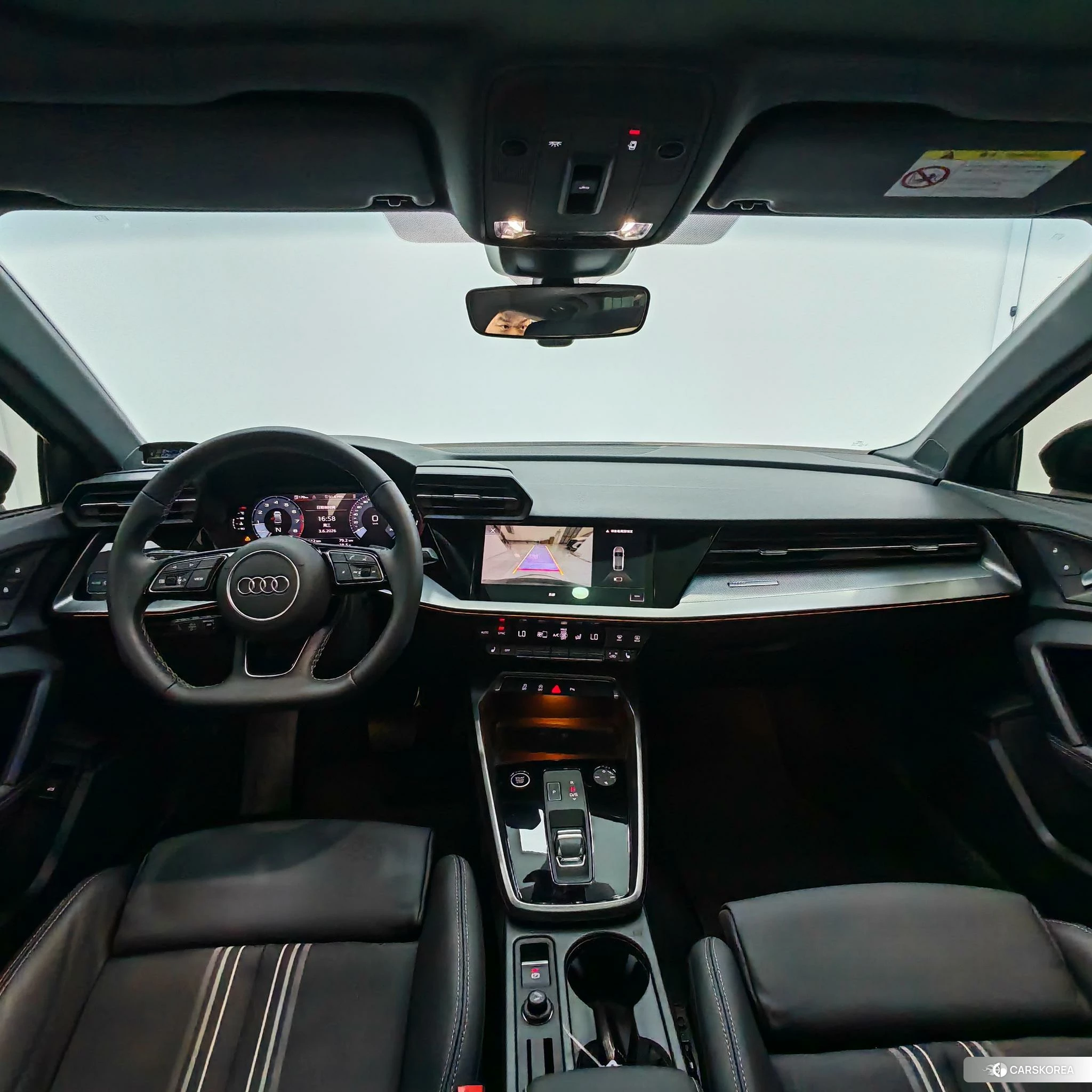 Audi A3 2023 Темно-серый из Китая