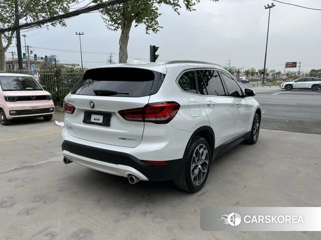 BMW X1 2022 Белый из Китая