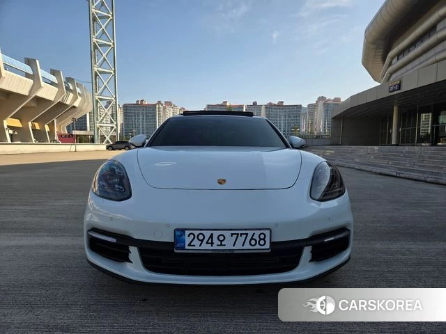 Porsche Panamera (971) 2020 Белый из Кореи