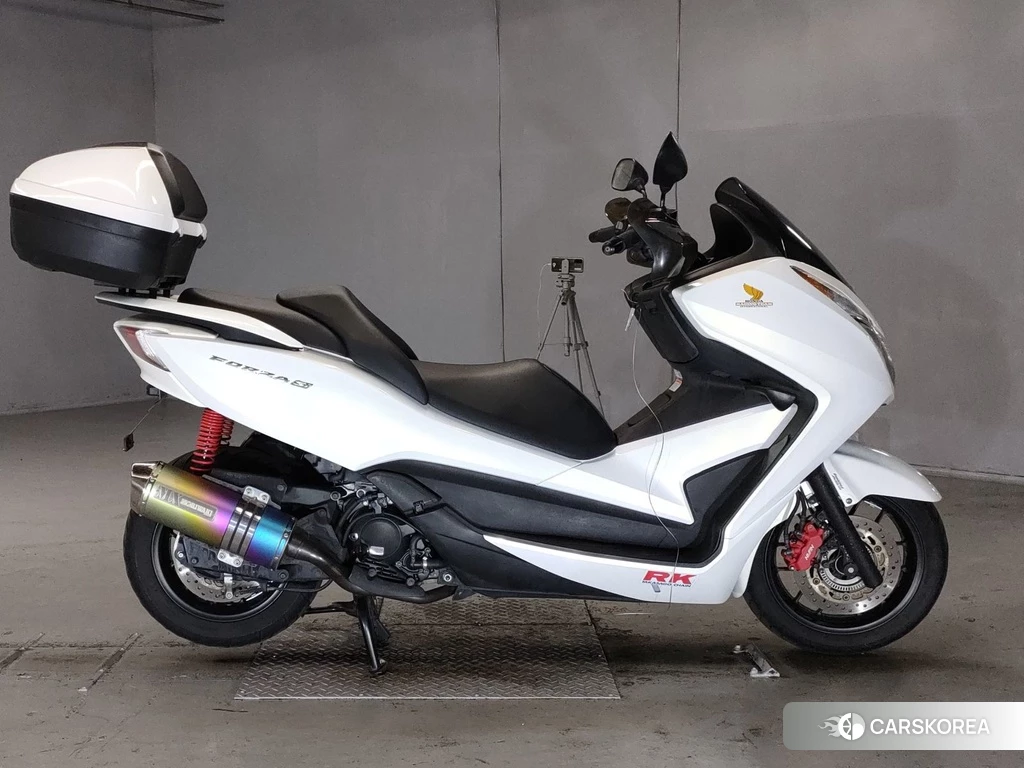Проданный Honda FORZA 2013 из Японии