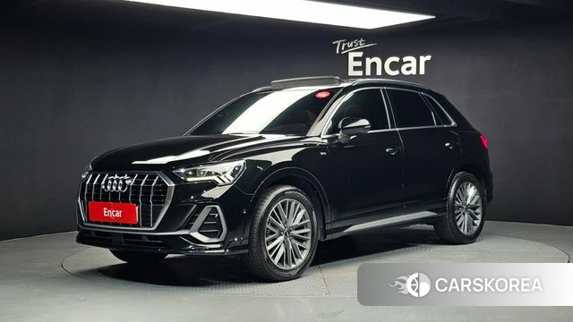 Audi Q3 (F3) 2023 Черный из Кореи