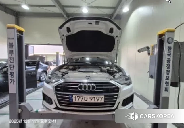 Audi A6 (C8) 2022 Белый из Кореи