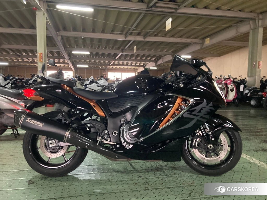 Проданный Suzuki GSX1300R HAYABUSA 2021 из Японии, фото 2