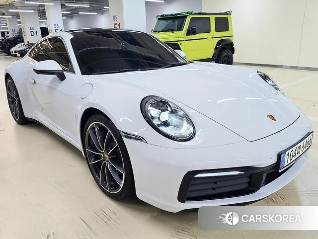 Porsche 911(992) 2021 Белый из Кореи