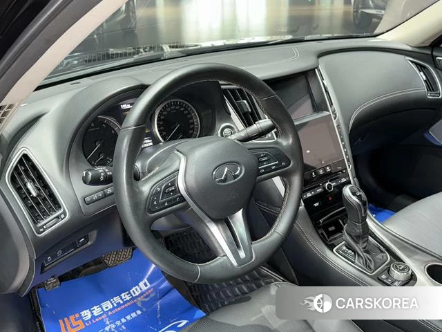 Infiniti Q50L 2019 Черный из Китая