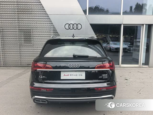 Audi Q5L 2023 Черный из Китая