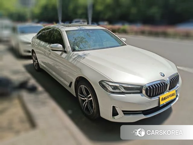 BMW 5 series 2023 Белый из Китая
