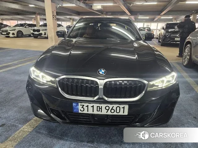 BMW 3 Series (G20) 2023 Черный из Кореи