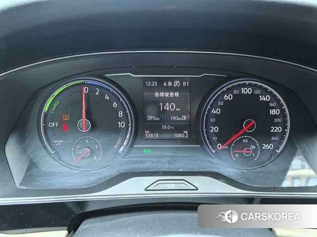Volkswagen Passat PHEV 2019 Черный из Китая