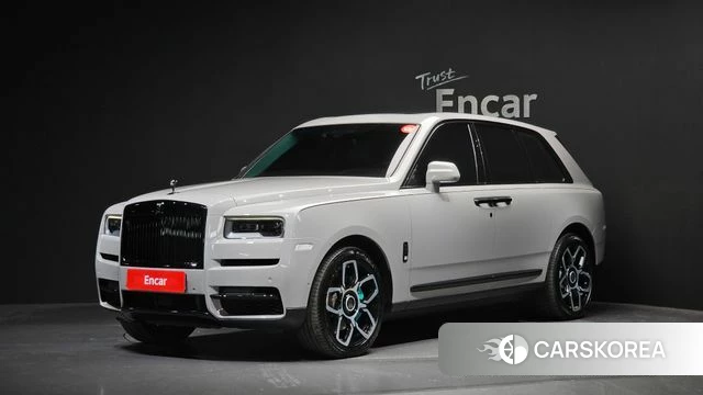 Rolls-Royce Cullinan 2019 Серебристо-серый из Кореи