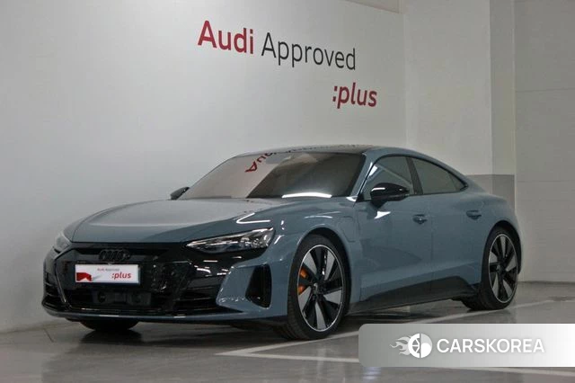Audi e-Tron GT 2022 Серый из Кореи