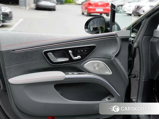 Mercedes-Benz EQS AMG 2025 Темно-серый из Китая