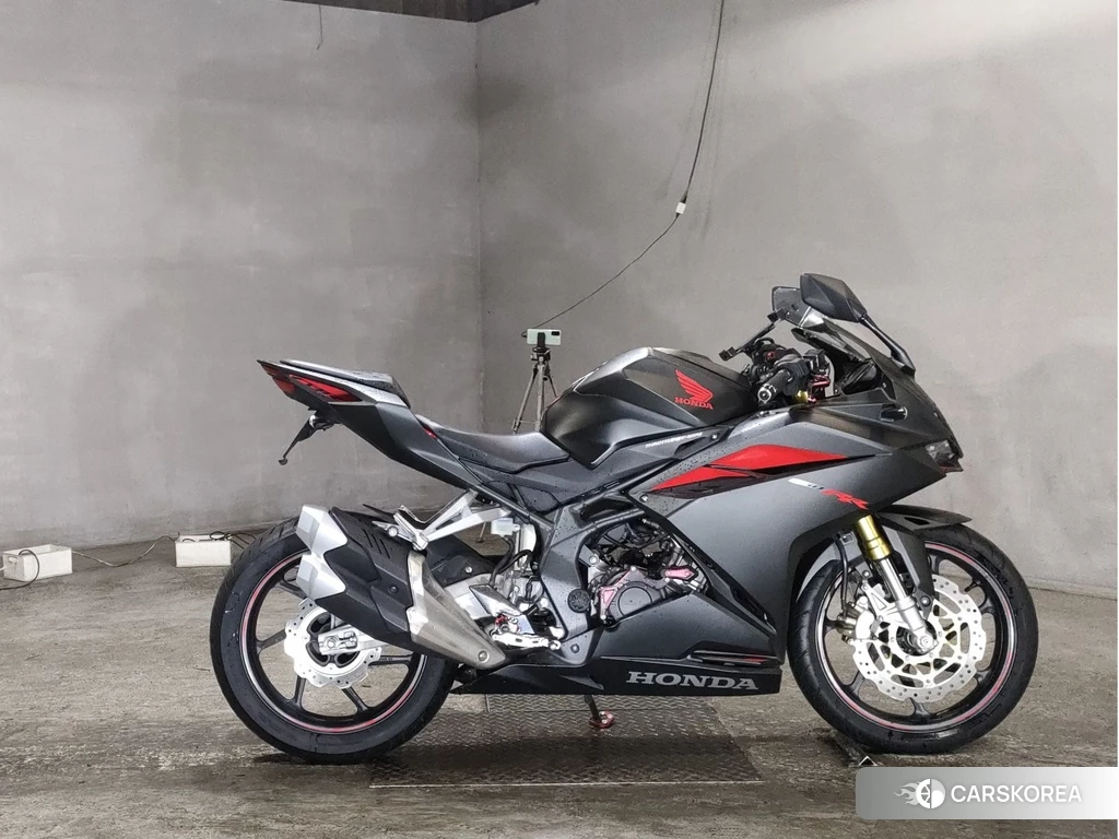 Проданный Honda CBR250RR 2017 из Японии