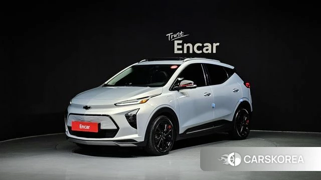Chevrolet (GM Daewoo) Bolt EUV 2023 Серебряный из Кореи