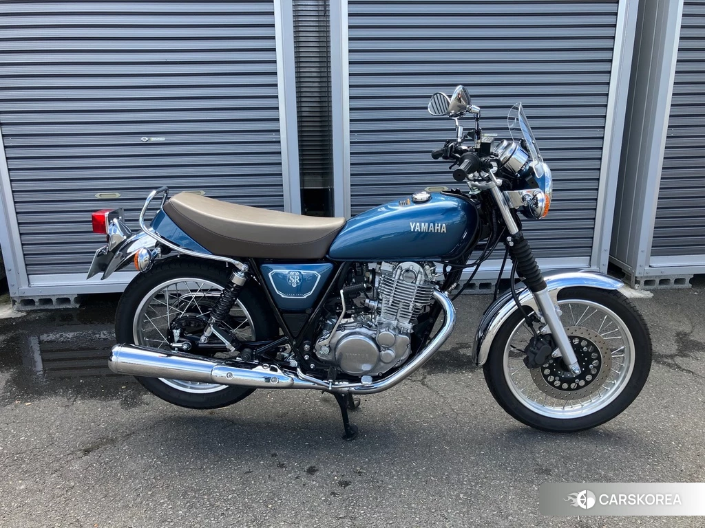 Проданный Yamaha SR 400 2020 из Японии, фото 2