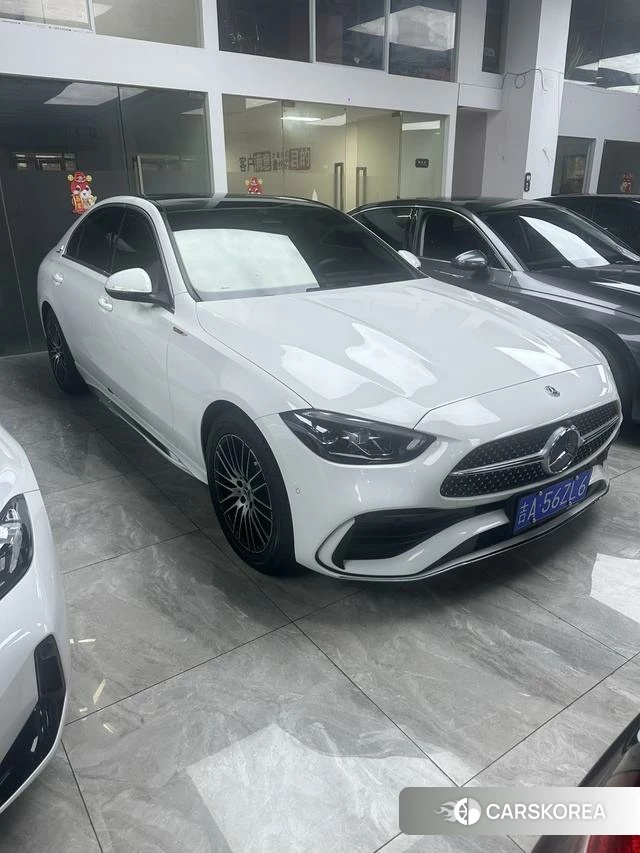 Mercedes-Benz Class C 2023 Белый из Китая