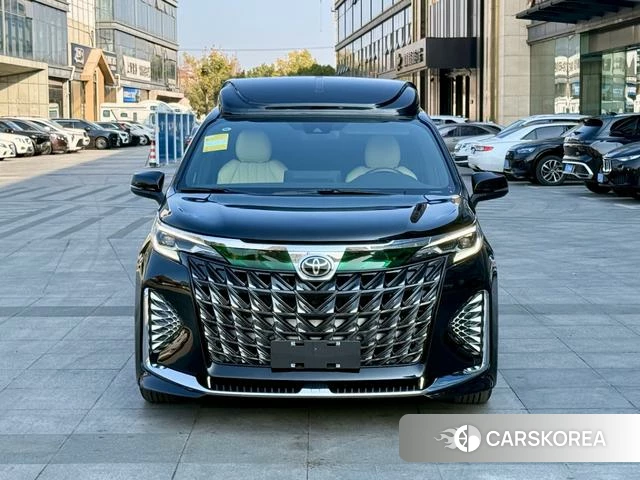 Toyota Saina 2026 Черный из Китая