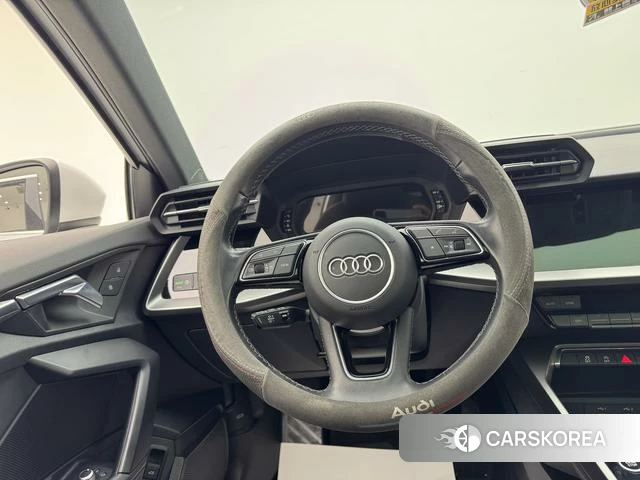 Audi A3 2023 Белый из Китая