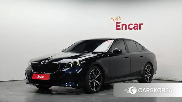 BMW 5 Series (G60) 2026 Черный из Кореи