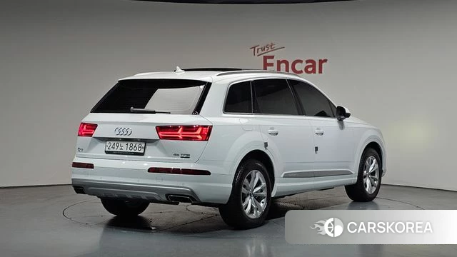 Audi Q7 (4M) 2019 Белый из Кореи
