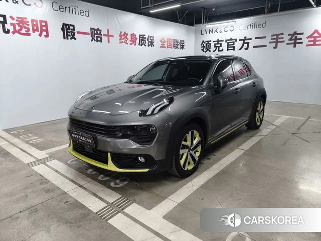 Lynk 02 2022 Темно-серый из Китая