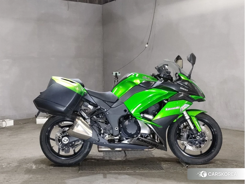 Проданный Kawasaki NINJA 1000 2017 из Японии