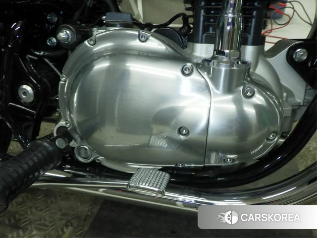 Engine photo