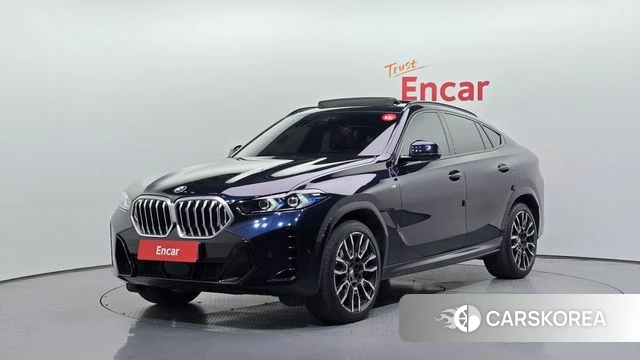 BMW X6 (G06) 2023 Черный из Кореи