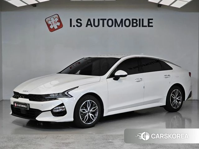 Kia K5 3rd generation 2023 Белый из Кореи
